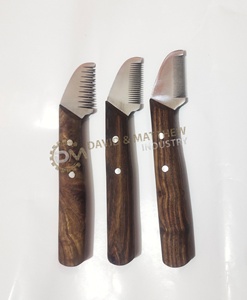 Cuchillo de Peluquería Canina y Felina de Lujo Ecológico con Mango de Madera y Acero Inoxidable - Product Image 2