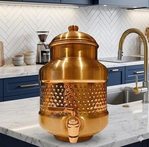 Distributeur d'eau en cuivre avec finition martelée et robinet pour usage domestique - Product Image 3