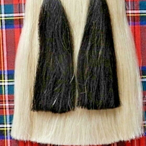 Estuche para Fagot Sporran Largo de Pelo de Caballo 100% Original en Blanco, Hecho de Cuero, Marca Thistle Cantle, USWY ENTERPRISES, Para Uso Profesional - Product Image 5