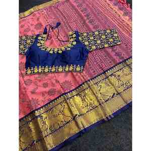 ผ้าส่าหรีพิมพ์ลายผ้าฝ้ายสวยงาม พร้อมเสื้อสำเร็จรูปสีพีช - Product Image 1