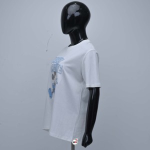 เสื้อยืดคอกลมแขนสั้นทรงโอเวอร์ไซส์ผ้าเจอร์ซีย์สีขาว 100% ผ้าฝ้ายปักโลโก้แบบสั่งทำพิเศษสำหรับผู้หญิง - Product Image 4