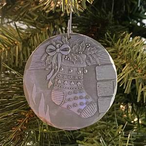 Ornement de Noël artisanal haut de gamme en métal imprimé, à suspendre, pour sapin de Noël, artisanat en métal à suspendre - Product Image 1