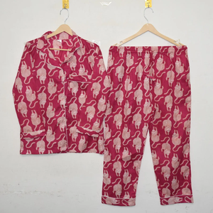 Conjunto de Pijama de Algodón Estampado a Mano para Mujer, Dos Piezas, Transpirable, de Secado Rápido, Camisa Larga con Botones y Pantalones de Pijama - Product Image 1