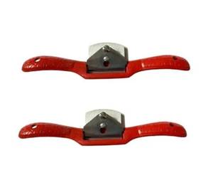 Râpe à bois manuelle en métal texturé avec poignée, finition martelée rouge en fonte, base plate pour la menuiserie - Product Image 2