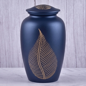 Urna Funeraria para Adultos en Latón Negro y Dorado con Diseño de Hojas, Acabado Mate para Cenizas Humanas, Urna Conmemorativa y Funeraria - Product Image 6