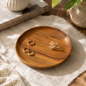 Plateau de service rond en bois |   Plateau de service en bois fait main |   Plateau à collation en bois |   Plateau en bois naturel pour la salle à manger et la cuisine - Product Image 6