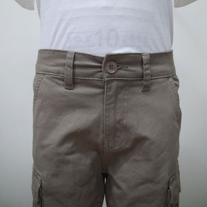 Pantalones Cortos Cargo de Sarga Premium para Niños, Diseñados con Costuras Resistentes, Corte Holgado, Prácticos Bolsillos Cargo para la Escuela, Deportes y Actividades al Aire Libre - Product Image 2