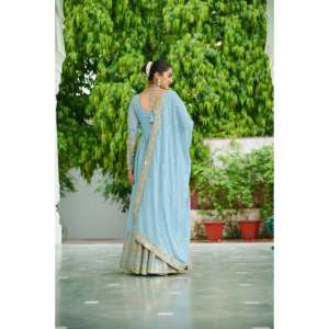 Vestido de Novia Bordado en Tela Georgette Sintética Color Polvoriento con Dupatta - Product Image 2