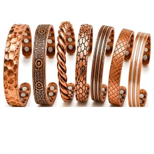 Brazalete de Cobre Grabado al por Mayor, Brazalete de Cobre para Hombre con Patrón Geométrico Premium, Brazalete de Metal Puro Terapéutico con Acabado Antiguo, Unisex - Product Image 6