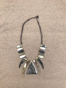 Collier pendentif en corne de buffle, écologique, moderne, fait main, pour décoration de mariage et cadeau, personnalisé par Perfect Enterprises - Product Image 2