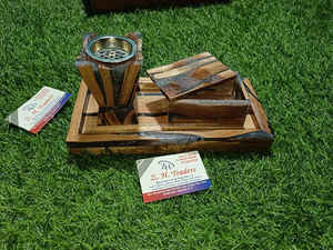 Brûleur de Bakhoor en résine artisanale Opulent Oud Charm, cadeau premium pour le Ramadan et l'Aïd - Product Image 3