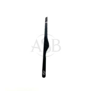 Pinza de plasma negra con punta inclinada de acero inoxidable, logotipo personalizado, pinza profesional para cejas, instrumento de belleza - Product Image 5