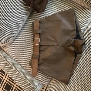 Shorts amples taille haute en similicuir PU noir et marron pour femme, style motard, couleur unie, collection automne-hiver - Product Image 2