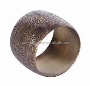 Alpha Living Home Finition en cuivre Forme ronde Design Anneaux de serviette faits à la main pour la table de dîner Fabriqué en Inde Fournisseur Hot Selling - Product Image 4