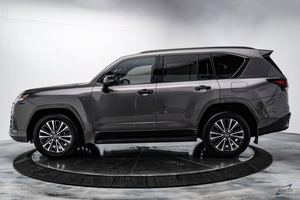 เหมือนใหม่ ปี 2024 Lx-us LX 600 Premium AWD - Product Image 2