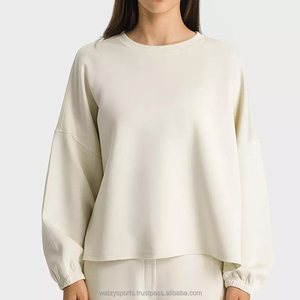 Chemise à col rond personnalisée pour femmes, tenue décontractée, fitness, vêtements de gym pour filles - Product Image 1