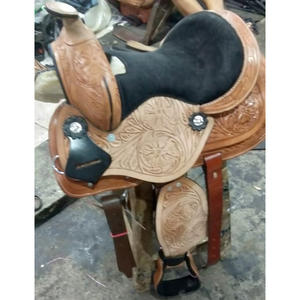 SE VENDE Sillín de CABALLO occidental de cuero en HERRAMIENTAS TALLADAS A MANO COLOR NATURAL EN DÓLAR 65 TARJETA DE CRÉDITO TALLA 15 16 17 18 - Product Image 3