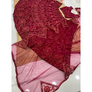 Hermoso Lehenga Choli de Diseñador con Trabajo de Dori Brillante para Bodas - Product Image 2