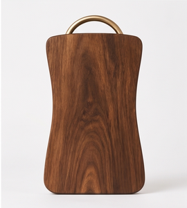 Tabla de cortar de madera de mango de lujo con asa de arco de latón, tabla de cortar de madera hecha a mano para cocina y servicio de charcutería - Product Image 1