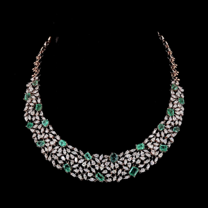 Collar de Diamantes Cultivados en Laboratorio de Lujo con Esmeralda |   Collar llamativo para la fiesta nupcial |   Plata S925 con baño de oro rosa y corte marquesa - Product Image 1
