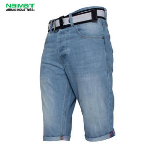 Pantalones cortos de mezclilla azul claro para hombre, pantalones cortos informales ajustados hasta la rodilla con cinturón, pantalones cortos de algodón a la moda para verano para exteriores - Product Image 1