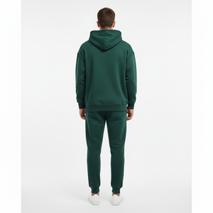 Ensemble de survêtement personnalisé en coton épais French Terry avec impression 3D en relief, délavage à l'acide, ourlet brut et coutures apparentes, comprenant un sweat à capuche et un pantalon de jogging - Product Image 4