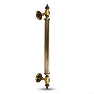 Poignée de porte cannelée en laiton massif Atlas |   Poignée de porte d'entrée d'hôtel moderne et durable |   Quincaillerie décorative pour portes architecturales - Product Image 1