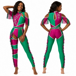 Uniformes de majorettes vert et rose avec strass, paillettes et franges pour adultes - Product Image 1