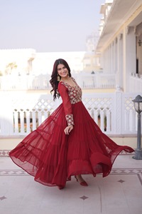 ชุดเดรสงานแต่งงานแบบ Anarkali ผ้าจอร์เจตต์เทียมสุดหรูสำหรับผู้หญิง คอลเลคชั่นล่าสุด ราคาประหยัด คุณภาพดีเยี่ยม - Product Image 3
