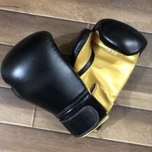Black and Gold Leather Boxing Gloves 14oz Lace-Up Training Gear for Adults Full Finger Wrist Support - Product Image 5