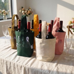 Sac cadeau pour bouteille de vin en toile de coton, emballage réutilisable et écologique - Product Image 1