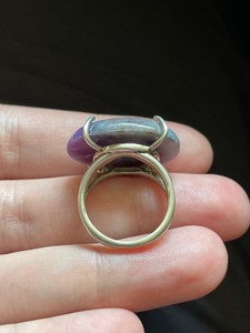 Anillo de Sugilita – Anillo Gótico de Filigrana con Gema Azul Brillante, Anillo de Plata Hecho a Mano, Regalo para Ella - Product Image 4