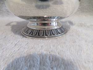 Sucrier en métal argenté style Empire, modèle Christofle Malmaison, sucrier vintage français plaqué argent, hauteur 13,8 cm - Product Image 3