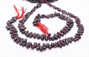 Perles de grenat naturel d'Hyderabadi de qualité AAA, forme goutte lisse, taille Briolette 4x6 MM, grenat rouge, fil de perles lisses de 12 pouces - Product Image 6