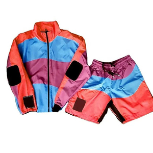Conjunto Deportivo Personalizado con Bloques de Color y Logotipo, Chaqueta Cortavientos y Pantalones Cortos, Ropa Urbana de Verano, Fabricante de Ropa - Product Image 3
