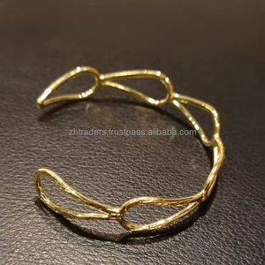 กำไลข้อมือทองเหลืองพรีเมียม งานแฮนด์เมด ปรับขนาดได้ เหมาะสำหรับงานปาร์ตี้และสวมใส่ในชีวิตประจำวัน ให้ความเงางามตลอดกาล - Product Image 1