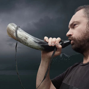 Véritable corne de guerre Viking fait à la main religieux écologique ancien clairon avec technique polie pour la décoration de vacances cadeau de Noël - Product Image 2
