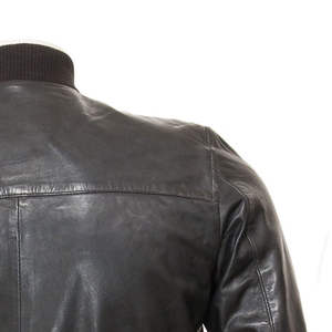 Chaqueta de Cuero para Hombre, Estilo Urbano, con Tacto Suave y Cómodo, Impermeable y Resistente al Viento, para Viajes por la Ciudad, con Opción de Logotipo Frontal - Product Image 4