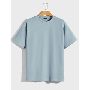 เสื้อยืดสีเขียวกรมท่า ทรงปกติ เสื้อผ้าผู้ชาย ลายพิมพ์เรียบ น้ำหนักเบา มีสินค้าในสต็อก ทนทาน แห้งเร็ว สำหรับขายส่ง - Product Image 2