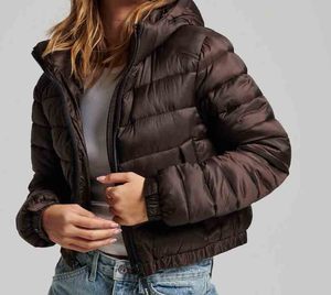Factory Direct <b>Lightweight</b> Winter <b>Jacket</b> Private Label OEM Supplier Custom <b>Women</b> Short Puffer <b>Jacket</b> - Product Image 5