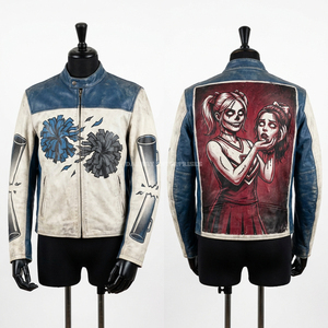 Chaqueta de Cuero Vintage Azul y Blanca con Gráfico de Animadora Zombi y Estampado de Pompones, Chaqueta de Motero, Fabricante Personalizado, Ropa Urbana - Product Image 1