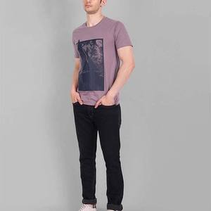Camiseta Premium de Algodón para Hombre, Cuello Redondo, Manga Corta, Corte Regular, Transpirable, Lisa, Informal, Holgada, con Logotipo Personalizado, Venta al Por Mayor de Fábrica - Product Image 4