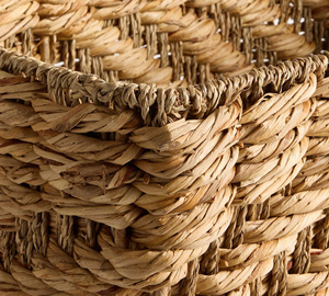 Panier de rangement rectangulaire en jonc de mer et jacinthe d'eau à tissage diagonal avec motif texturé, fait main, pour l'organisation et la décoration de la maison - Product Image 3
