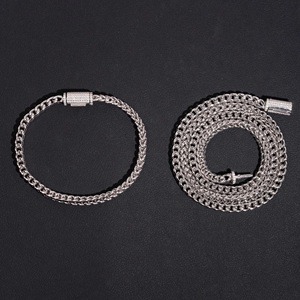 Cadena Cubana de Plata de Lujo para Hombre, Estilo Clásico Hip Hop, Joyería con Brillo de Moissanita - Product Image 2