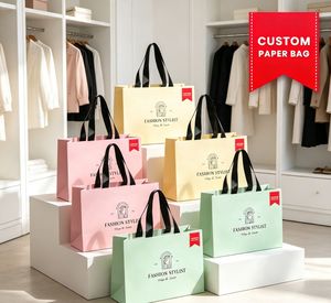 Sacs en papier personnalisés OEM/ODM pour la vente au détail et les cadeaux avec impression de logo - Emballage personnalisé en gros - Product Image 1