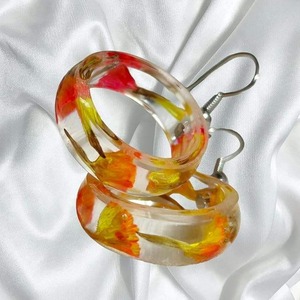Boucles d'oreilles uniques en résine époxy, bijoux faits à la main, élégants, cadeau pour femmes, commande en gros - Product Image 6