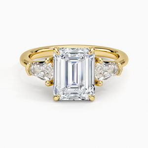 Bague de fiançailles en diamant taille émeraude, sertie de griffes en platine, style classique, pour femme, certifiée GIA - Product Image 3