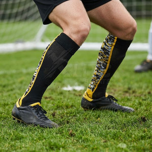 Chaussettes de gardien de but professionnelles d'hiver personnalisables, hautes jusqu'à la cuisse, confortables et respirantes pour hommes, femmes et adultes - Product Image 5