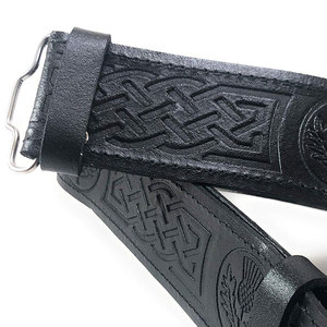 Cinturón Escocés de Cuero Negro para Kilt con Diseño de Cardo Grabado, Suministros de Fábrica Personalizados de Alta Calidad - Product Image 5