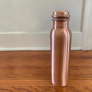 Botella de cobre natural para yoga, fitness, hidratación, desintoxicación, botella de cobre puro, botella de cobre martillado, artículos para beber de cobre, cobre ayurvédico - Product Image 2